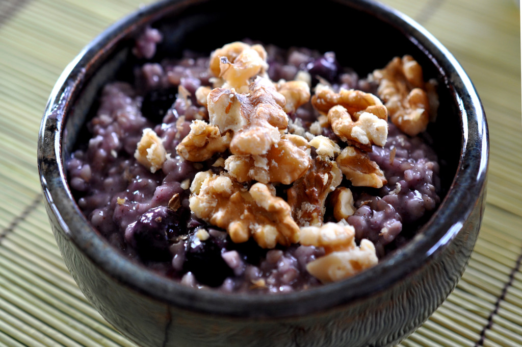 steel cut oats with blueberries