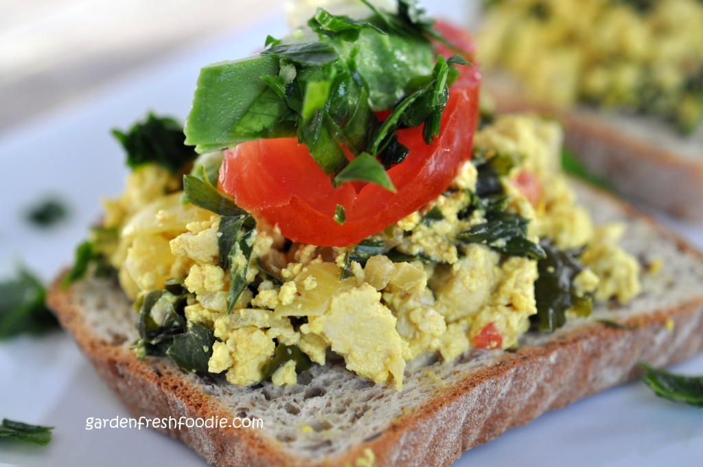 Italian Tofu Scramble On Top of Toast